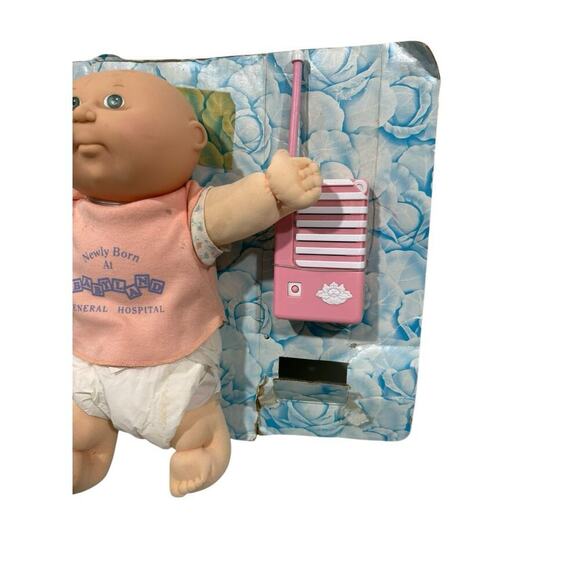 Cabbage Patch Kids Newborn With Magical Monitor - Picture 4 of 6